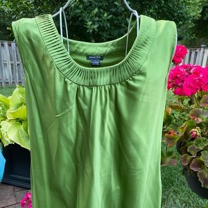 SPENSE Green Sleeveless Top Pleated Neckline SZ L